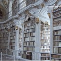 State Awards Grants to Public Libraries