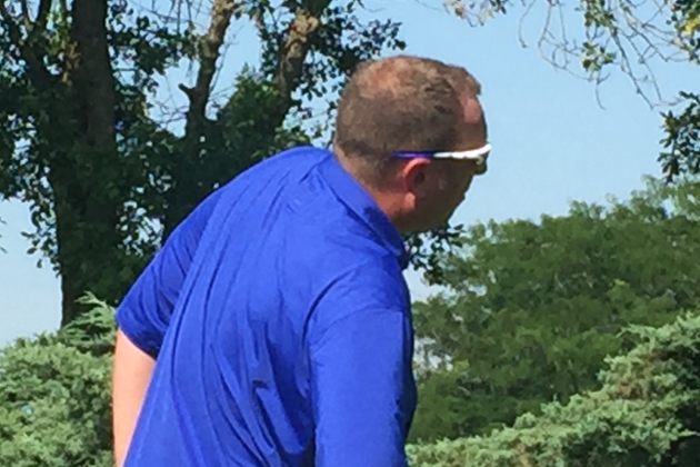 sized golf pic